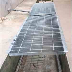 <span class=keywords><strong>Grille</strong></span> de drainage galvanisée en treillis soudé pour couvercle de tranchée, marche d'escalier, lavage de voitures, couvercle d'évacuation des eaux usées à charge lourde, en fil métallique inoxydable - Product Image 2
