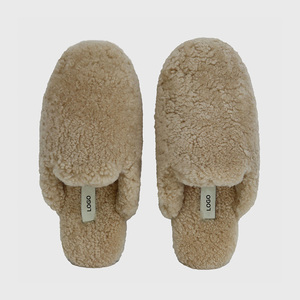 Mules plates d'hiver personnalisées pour femmes à bout fermé, en <span class=keywords><strong>fourrure</strong></span> de mouton véritable, pantoufles moelleuses en laine et peau de mouton, fabriquées en usine - Product Image 3