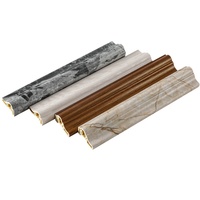 Moulure décorative murale moderne personnalisée en fibre de bambou imitation marbre pour plinthe supérieure de porte et fenêtre