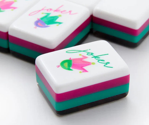 Jeu de Mahjong de Luxe en Acrylique avec Pièces en Acier Inoxydable, Base Bleue, pour 4 Joueurs, Écologique et Portable, Jeu Chinois pour la Famille - Product Image 1