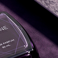 Boîte cadeau de luxe personnalisée pour parfum violet et boîte magnétique pour parfum avec boîte en papier pour parfum et boîte d'emballage pour collection de parfums