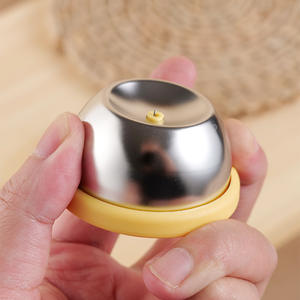 <span class=keywords><strong>Perce</strong></span>-œufs avec base en plastique pour piquer les œufs avant la cuisson, pour des coquilles facilement pelables, pour des œufs parfaitement cuits. - Product Image 4