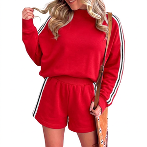 Conjunto de 2 Piezas Tejido con Estampado de Leopardo para Mujer, con Rayas Laterales, Suéter con Cuello Alto y Pantalones Cortos, Estilo Deportivo Varsity, Venta Caliente - Product Image 2