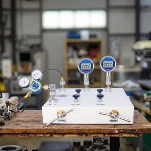 Shelok เครื่องควบคุมก๊าซเครื่องสอบเทียบเครื่องวัดความแม่นยำสูงแบบพกพาแหล่งวัดความดันสำหรับการทดสอบเครื่องลดความดันก๊าซ - Product Image 4