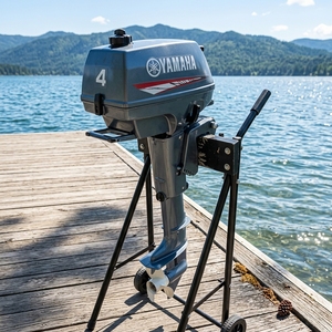 Motor de Cuatro Tiempos de 4 HP para Embarcaciones Inflables, Motor de Gasolina, Ahorro de Combustible, Bajo Nivel de Ruido - Product Image 1