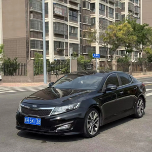 Véhicule d'<span class=keywords><strong>occasion</strong></span> K5 2.0 TOP 2011 à transmission automatique, vente en gros à prix réduit - Product Image 1