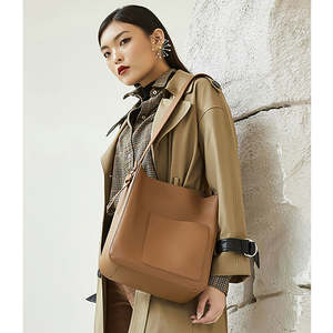 กระเป๋าหนังสะพายไหล่แบบใหม่ระดับไฮเอนด์ ดีไซน์ย้อนยุคและทันสมัยสำหรับผู้หญิง - Product Image 2