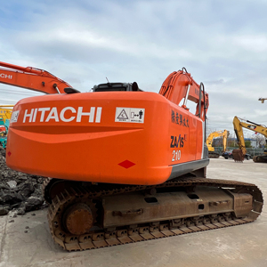 Excavatrice d'occasion HITACHI ZX210 pour travaux de terrassement à vendre - Product Image 1