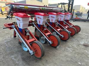 Semoir <span class=keywords><strong>à</strong></span> maïs 5 rangs avec boîte de vitesses principale, semoir haute précision pour céréales et légumineuses, performance efficace d'ensemencement et de fertilisation - Product Image 4