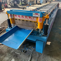Machine de pressage de tuile de toit cachée tuile de toit de bord de verrouillage vertical de 360 degrés formant la machine