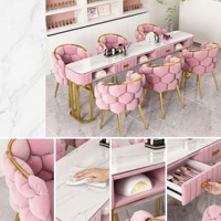 Mesa de Manicura Rosa de Lujo con Juego de Sillas, Escritorio de Manicura de Terciopelo con Ranura para Lámpara UV, Marco de Metal Dorado, Estación de Trabajo con Ruedas, Muebles de Salón