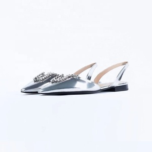 Sandalias de Mujer con Parte Superior Metálica Patentada, Adornadas con Diamantes, Sandalias Casuales con Tira Trasera, Zapatos Planos de Oficina para Mujer - Product Image 6