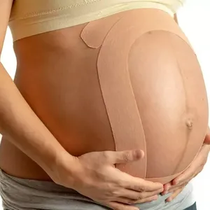 السحر الحمل تحت شريط دعم البطن