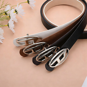 Ceinture en alliage de style coréen, nouvelle arrivée, pour hommes et femmes, haut de gamme, polyvalente, grande boucle en D, lettre Y2K, jeans d'été, ceinture de niche - Product Image 3