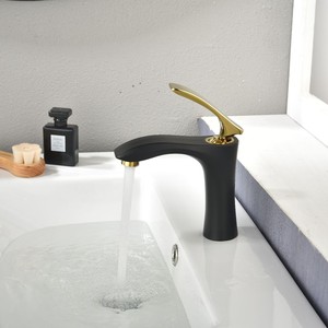 <span class=keywords><strong>Robinet</strong></span> de lavabo moderne de luxe à poignée unique en laiton noir et or avec sortie d'eau douce pour chambres et salles de bain d'hôtel - Product Image 3