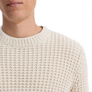 Suéter 100% Cachemira para Hombre, Estilo Old Money, Textura Waffle, Cuello Redondo, Color Blanco, Tejido Premium de Alta Calidad - Product Image 4