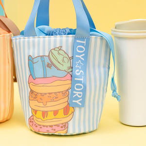 Bouteille d'eau isolée de grande capacité en gros avec fermeture à cordon Sac fourre-tout et manchon de tasse pour la commodité en déplacement - Product Image 5