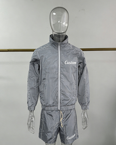 Vente en gros d'usine de <span class=keywords><strong>short</strong></span> de survêtement d'été à fermeture éclair, <span class=keywords><strong>ensemble</strong></span> 2 pièces avec logo personnalisable, <span class=keywords><strong>ensemble</strong></span> de shorts de sport pour hommes - Product Image 2