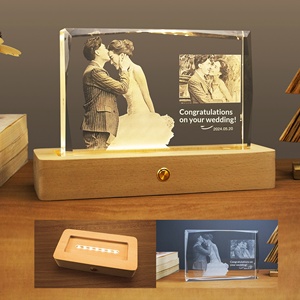 Ornement <span class=keywords><strong>de</strong></span> bureau en cristal artificiel gravé en 3D personnalisé, style <span class=keywords><strong>Empereur</strong></span>, cadeau idéal pour un anniversaire <span class=keywords><strong>de</strong></span> mariage, un cadeau pour les jeunes mariés - Product Image 1