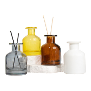 Botella de difusor de perfume de caña de cristal negro ámbar vacía de lujo personalizada 100Ml 150Ml 200Ml botella de aromaterapia de <span class=keywords><strong>aceite</strong></span> esencial con tapas - Product Image 4