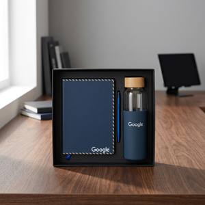 Offre Spéciale – Coffret Cadeau d'Entreprise Moderne Liviya Personnalisable en Cuir PU et Verre – Journal, Bouteille, Porte-clés – Bleu A5 – Luxe pour le Bienvenue des Employés - Product Image 1