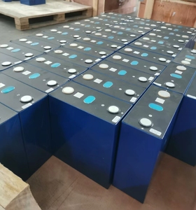 Baterías de Iones de Litio Lifepo4 Prismáticas Recargables de Ciclo Profundo A+ de 3.2v 280ah 340ah para Almacenamiento de Energía en el Hogar - Product Image 5