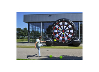 Accessoires sportifs amusants : cible de fléchettes de football gonflable