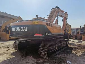 Excavatrices Hyundai 305LC-9T d'occasion de haute qualité – Excavatrice sur chenilles Hyundai 305LC-9T de 30 tonnes avec pelle et brise-roche - Product Image 6