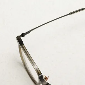 Benyi High Quality OEM Eyeglasses Frames Thin Spectacle Titanium Eye Glasses Optical Titanium Eyewear Frames With Logo