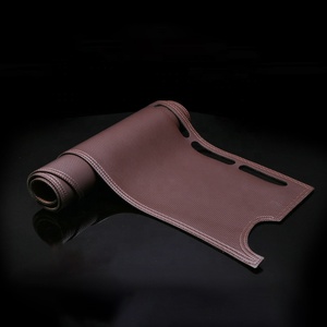 Nouveau <span class=keywords><strong>Design</strong></span> de haute qualité RHD/LHD cuir/tissu noir/marron tapis de couverture de tableau de bord de voiture pour <span class=keywords><strong>Toyota</strong></span> <span class=keywords><strong>CHR</strong></span> 2017 2018 2019 2020 - Product Image 1