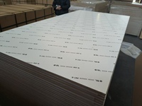 Feuille de MDF recouverte de PET colorée - 10+ couleurs unies et motifs imitation bois, découpe sur mesure