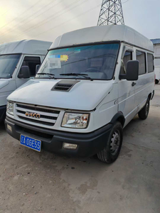 <span class=keywords><strong>Iveco</strong></span> <span class=keywords><strong>Daily</strong></span> 2016 Usada, Blanca, <span class=keywords><strong>5</strong></span> <span class=keywords><strong>Plazas</strong></span>, Uso Urbano y Comercial de Mercancías, MPV, MINIBUS, Furgoneta - Product Image 3
