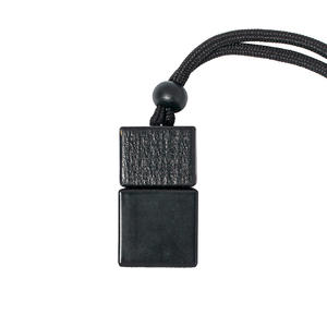 ขวดเปล่าสำหรับน้ำมันหอมระเหยแบบเต็มสีดำ ใช้เป็นเครื่องฟอกอากาศในรถยนต์ น้ำหอมปรับอากาศในรถยนต์ ขวดตกแต่งกลิ่นหอม - Product Image 6