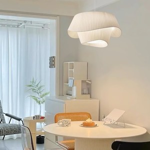 โคมไฟเพดานทรงกลมสไตล์นอร์ดิกมินิมอลสีครีม ขั้วหลอด E27 LED หลายหัว สำหรับบ้าน ห้องนั่งเล่น ห้องนอน ห้องทำงาน - Product Image 1