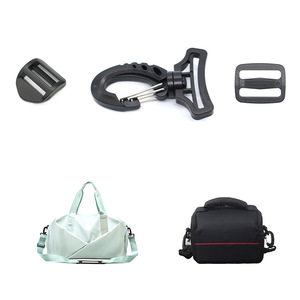 Gancho giratorio de plástico para bolsos y maletas, gancho de doble alambre de 38 mm para correas de mochila, accesorio práctico para colgar bolsos - Product Image 4