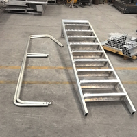Échelle d'accès en aluminium sur mesure avec rampes, escalier industriel en aluminium robuste antidérapant pour camions, remorques et ateliers