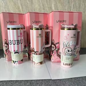 Vaso Térmico de 40oz de la Marca Compartida Stan's Love Garden, Nuevo Vaso Térmico de 40oz Estilo Transfronterizo con Diseño Big Mac Ice para Electrónica de Consumo - Product Image 4