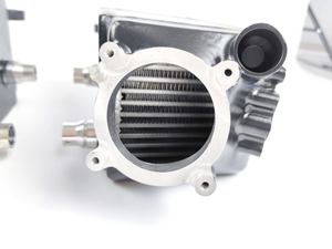 อินเตอร์คูลเลอร์คุณภาพสูงสีดำสำหรับการแข่งขัน สำหรับ M5 M6 F10 F12 F13 - Product Image 5