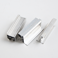 Profilés d'extrusion en aluminium gris argenté pour la fabrication de fenêtres et portes coulissantes colombiennes/costaréennes