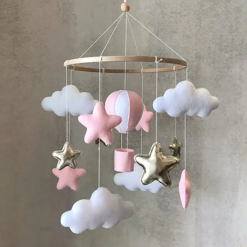 Bebek mobil çocuk sıcak hava balon yıldız ve bulutlar keçe karyolası mobil seyahat kreş asılı dekorlar