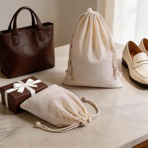 Sac à poussière en coton et lin personnalisé de haute qualité avec cordon de serrage, pochette cadeau pour chaussures, sac de shopping en mousseline de coton avec logo personnalisé - Product Image 1