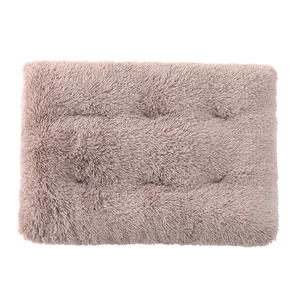 Nueva Cama Rectangular de Felpa Suave para Perros, Antideslizante, Lavable y Cómoda para Invierno - Product Image 3