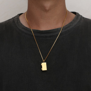 Collar de bloques de construcción de acero inoxidable 3D geométrico creativo para hombres y mujeres - Product Image 6