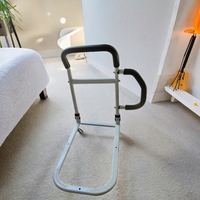 Barre d'appui sous matelas en acier usiné avec poignée antidérapante pour la sécurité des personnes âgées dans la chambre