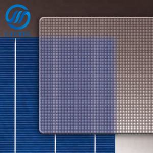 Panneau de verre solaire photovoltaïque transparent en verre trempé à faible teneur en fer de haute qualité 3.2mm 4mm - Product Image 1