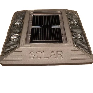 כביש בטיחות כביש ip68 עמיד למים תת קרקעי הוביל אלומיניום סולארית מופעל כביש - Product Image 6