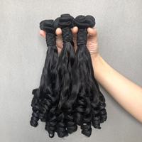 Lots de Cheveux Brésiliens Naturels Super Double Drawn Funmi Curl en Gros, Extensions de Cheveux Humains Vierges à 100% pour Tissage, Cheveux Bouclés Printaniers