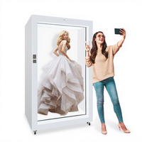 Afficheur numérique LCD transparent interactif 3D holographique Holobox de taille humaine (49/55/65/86/98 pouces) pour magasins de détail et centres commerciaux