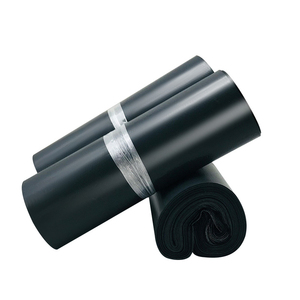 Bolsa de correo personalizada resistente al agua de primera calidad con asa para ropa segura y <span class=keywords><strong>envíos</strong></span> al por menor - Product Image 1