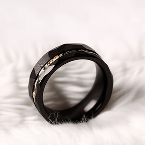 خواتم تنجستن للرجال رائجة البيع مع نقش مطرق ورقائق ذهبية من النيزك، خاتم زفاف ووعد من التنجستن الأسود للنساء والرجال - Product Image 3